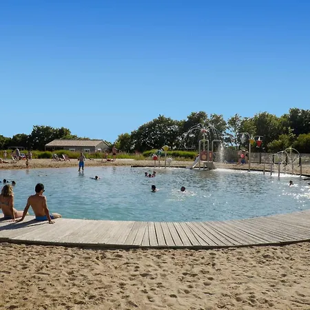 شاليه 2 Au Calme Avec Terrasse, Piscine Chauffee Et Acces En Vendee - Fr-1-783-26