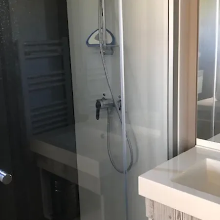 2 Au Calme Avec Terrasse, Piscine Chauffee Et Acces En Vendee - Fr-1-783-26 *